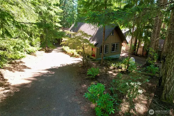 111 N Mount Church Drive, Hoodsport, WA 98548
