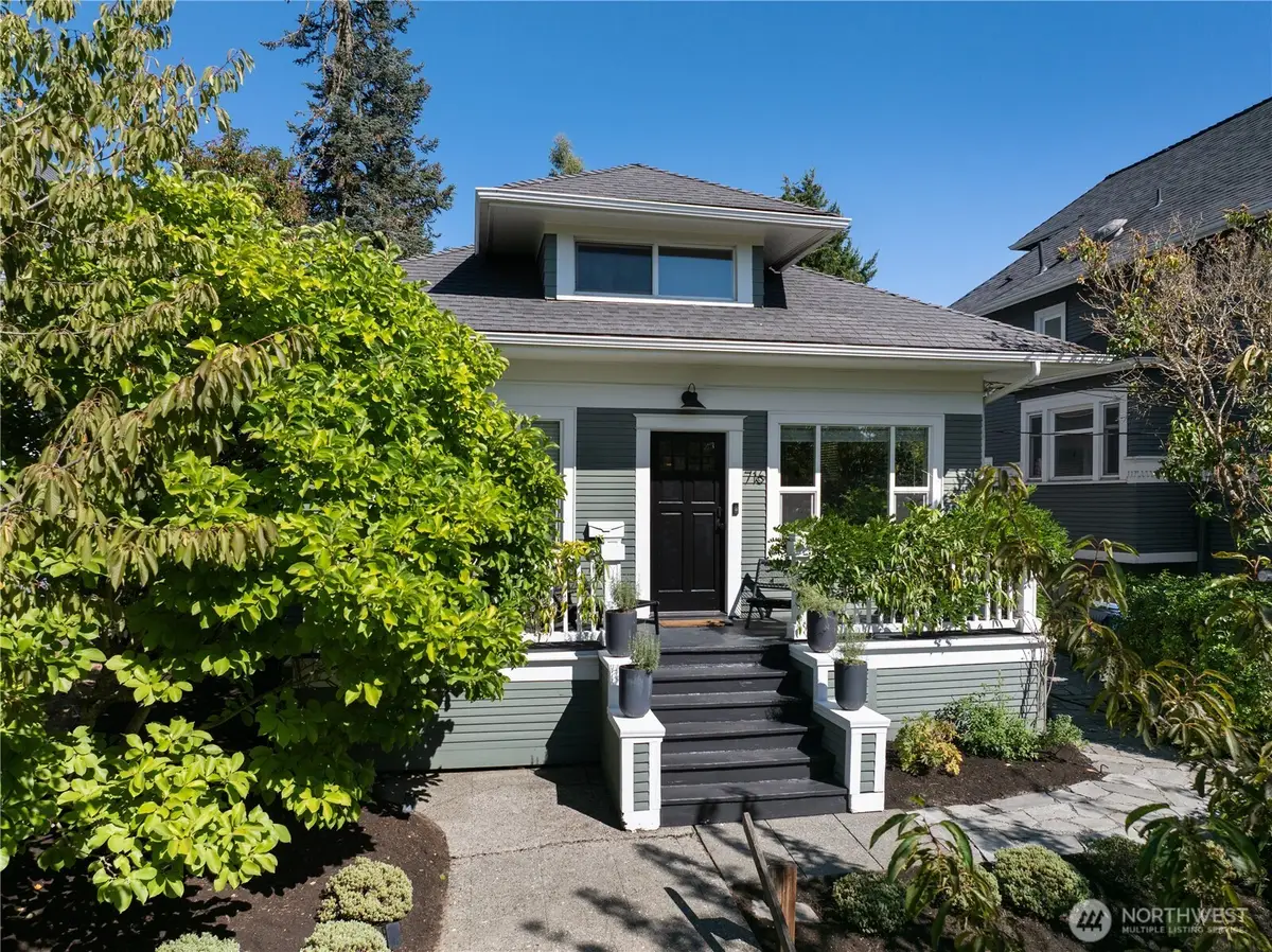 716 32nd Avenue, Seattle, WA 98122 - #1