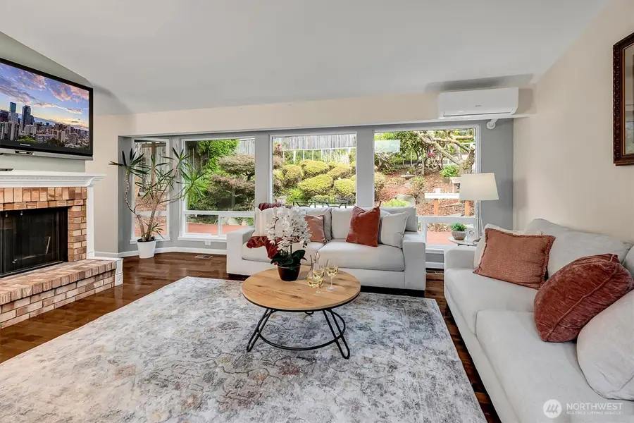 15228 SE 49th Street, Bellevue, WA 98006 - #2