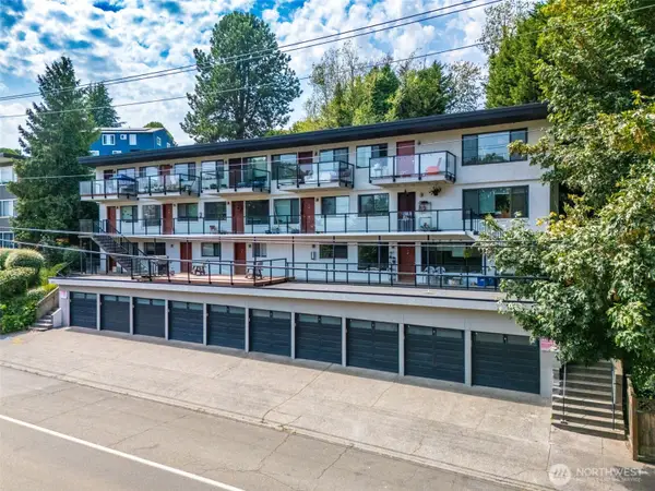 2515 Thorndyke Avenue W, Seattle, WA 98199