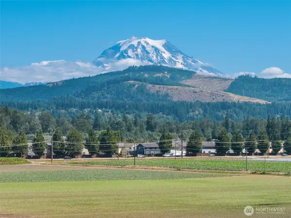 18213 150th Avenue Ct E, Orting, WA 98360