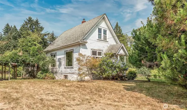 15215 91st Avenue Sw, Vashon, WA 98070