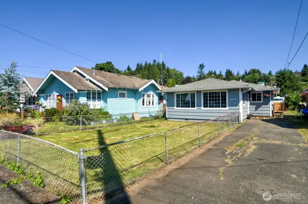 327 Eklund Avenue, Hoquiam, WA 98550
