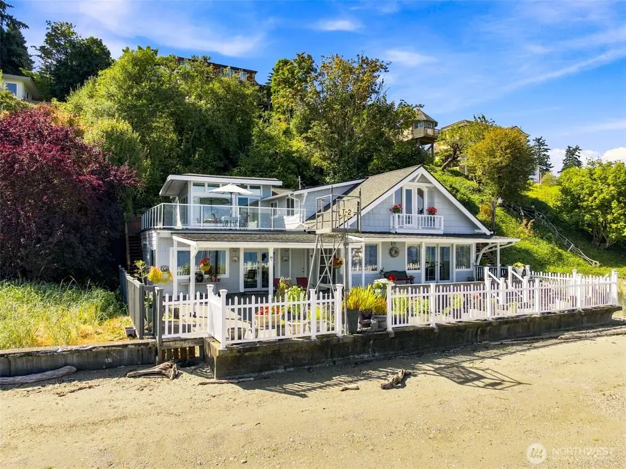 1626 Beach Drive Ne, Tacoma, WA 98422 - #2