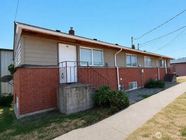 701 S Kenyon St, Seattle, WA 98108