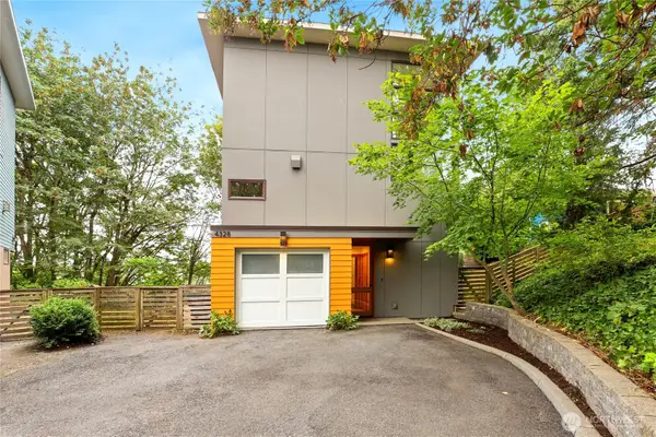 4328 S Bennett Street, Seattle, WA 98118