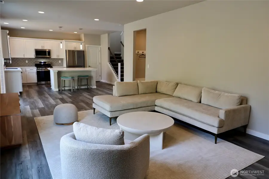 2209 SW Putnam Drive, Oak Harbor, WA 98277 - #3