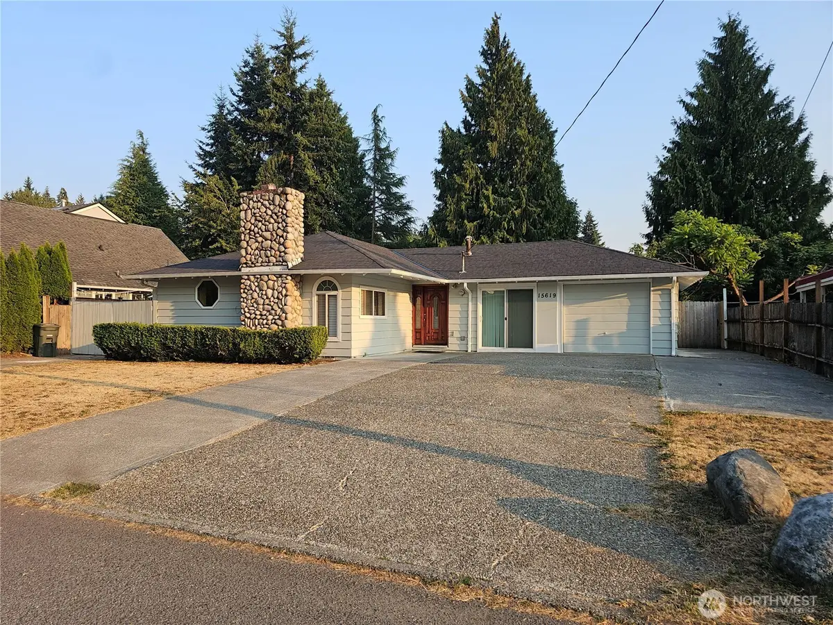 15619 NE 1st Place, Bellevue, WA 98008 - #1