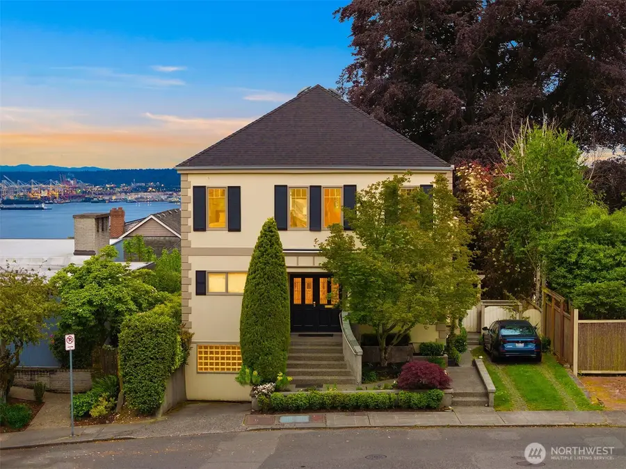 525 W Prospect Street #A, Seattle, WA 98119 - #2