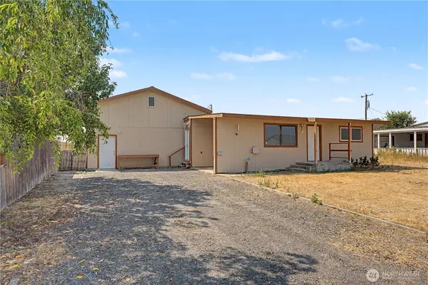 199 E Montmorency Boulevard, Quincy, WA 98848