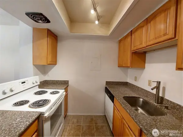 14665 NE 34th Street #B22, Bellevue, WA 98007