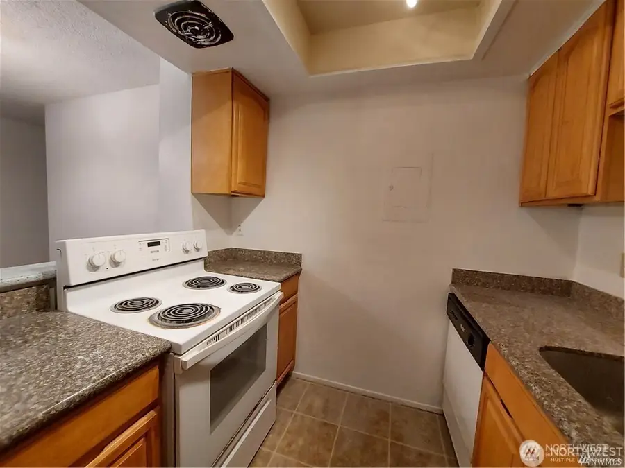 14665 NE 34th Street #B22, Bellevue, WA 98007 - #3
