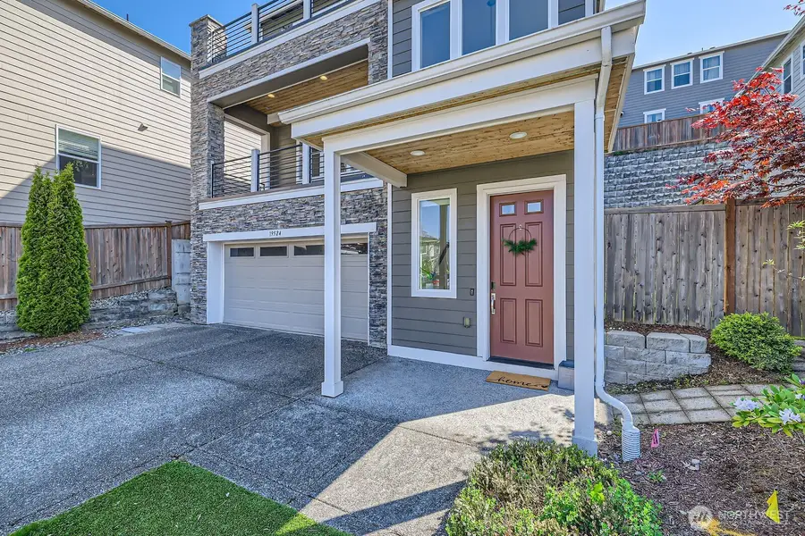 19524 81st Place Ne, Kenmore, WA 98028 - #3