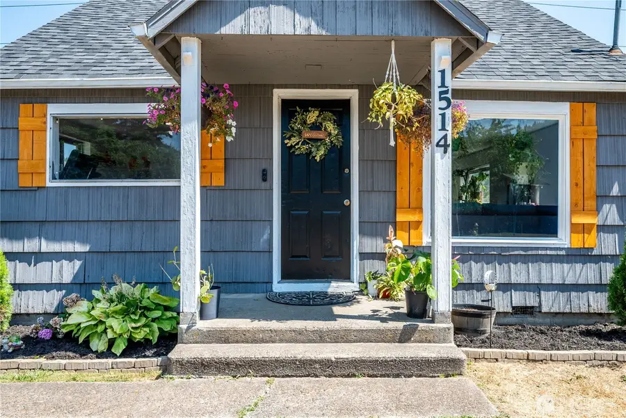 1514 N 1st Avenue, Kelso, WA 98626 - #3