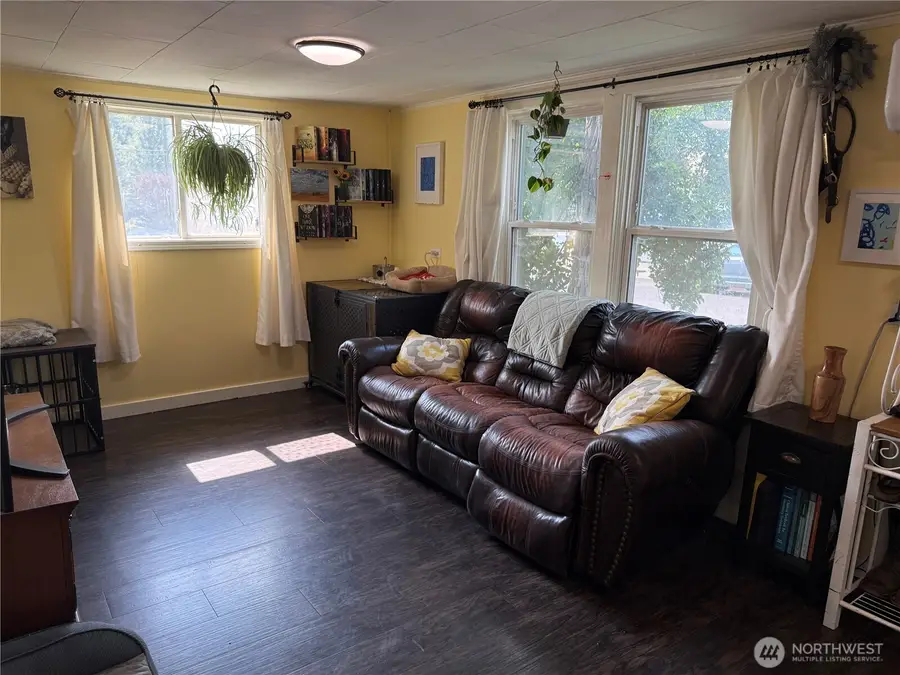 417 W Clay, Dayton, WA 99328 - #2