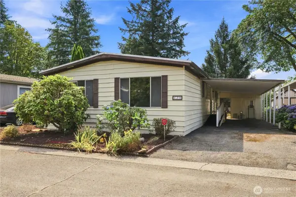 18425 NE 95th Street #179, Redmond, WA 98052