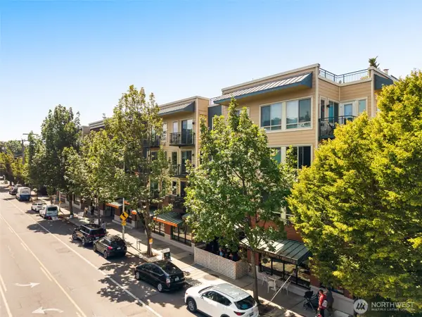 6801 Greenwood Avenue N #304, Seattle, WA 98103