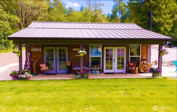 3420 N Mission Road W, Bremerton, WA 98312