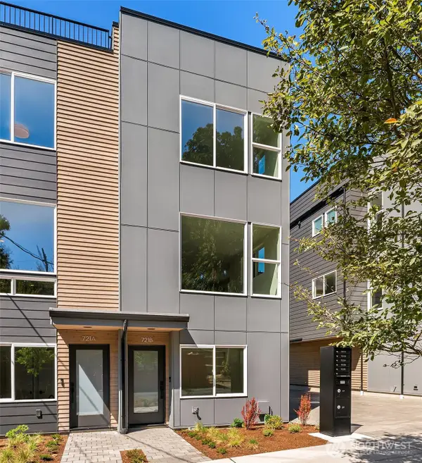 721 15th Avenue #B, Seattle, WA 98122