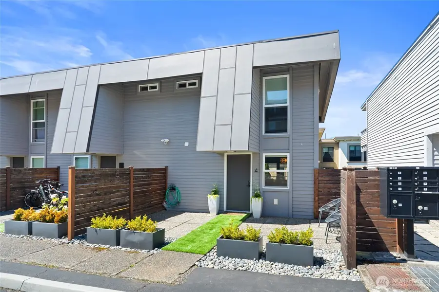 10112 NE 68th Street Ne #4, Kirkland, WA 98033 - #3