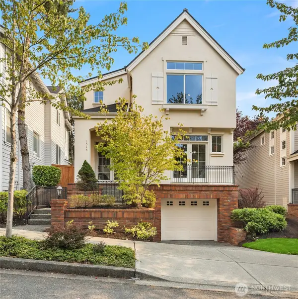 1513 NE Iris Street, Issaquah, WA 98029
