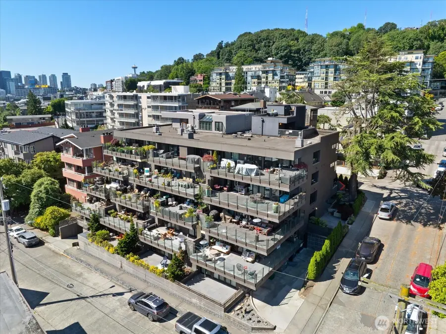 2040 Waverly Place N #301, Seattle, WA 98109 - #3
