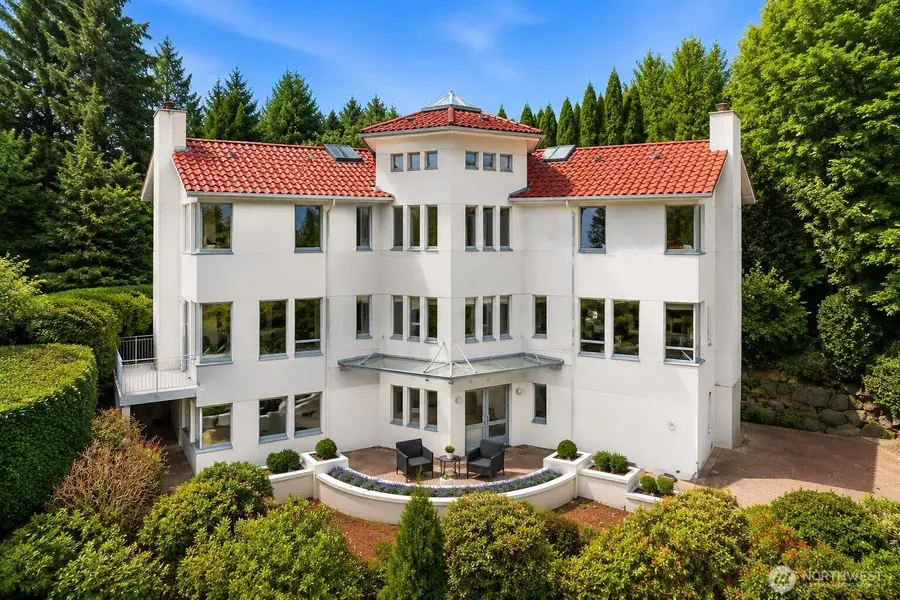 7432 E Mercer Wy, Mercer Island, WA 98040 - #2