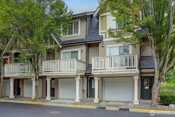 18268 NE 97th #104, Redmond, WA 98052