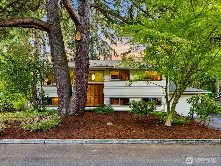 12231 95th Place Ne, Kirkland, WA 98034 - #3