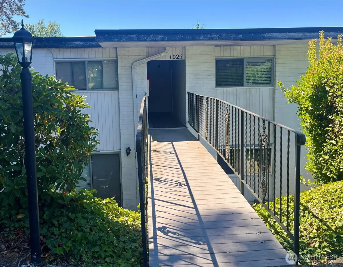 1020 S 230th Street #A303, Des Moines, WA 98198 - #1