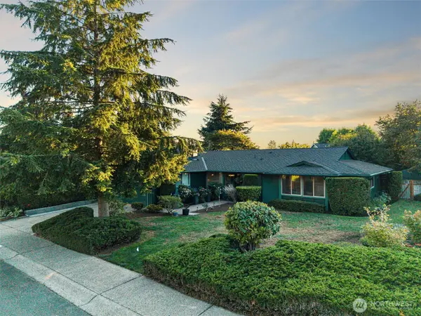 17005 159th Place Se, Renton, WA 98058