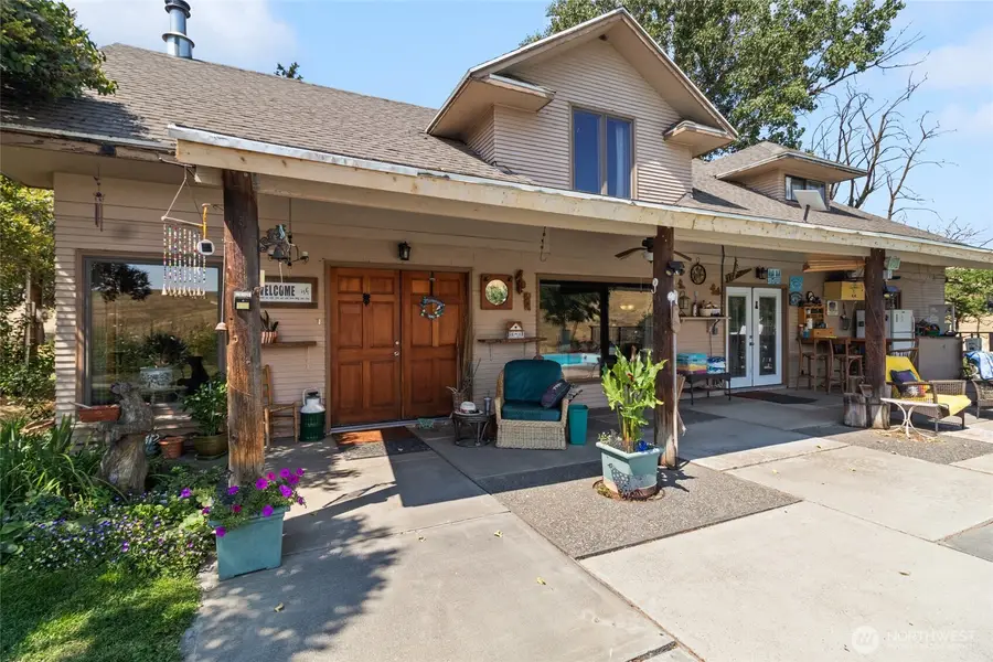 608 S Benge-washtucna Road, Washtucna, WA 99371 - #2