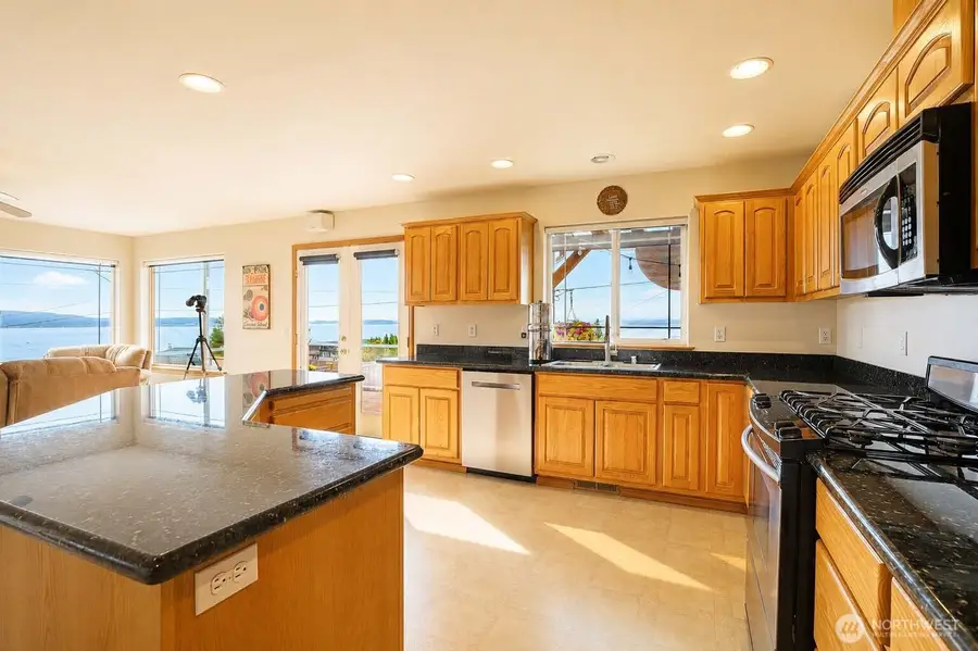 510 Sunnycrest Lane, Camano Island, WA 98282 - #3