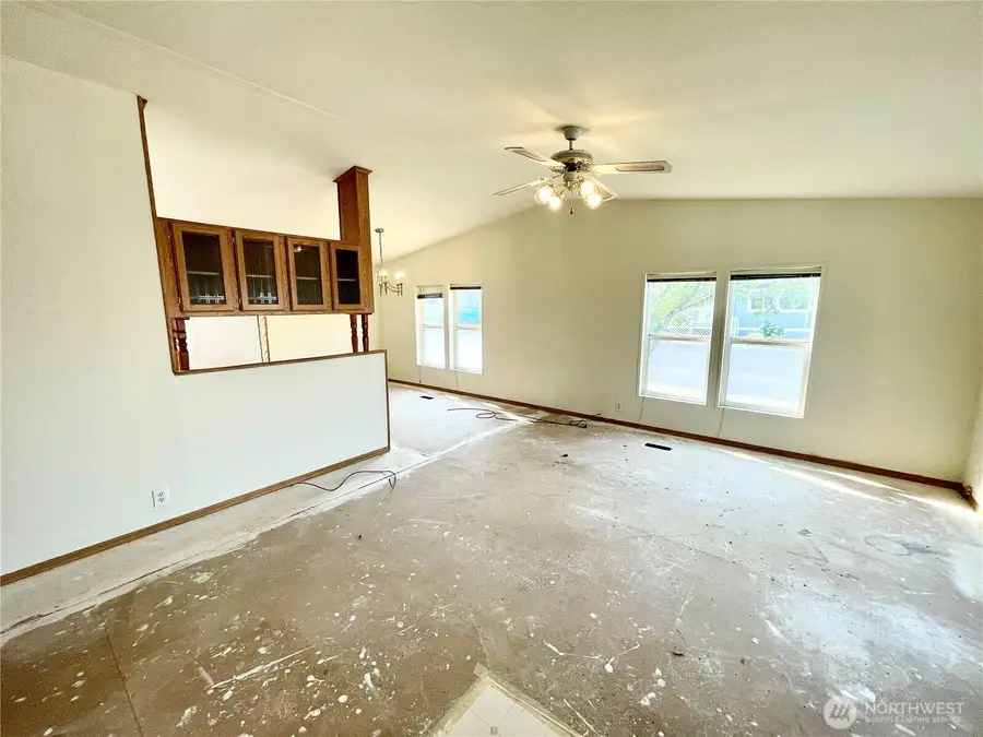 731 NE Dawson Street, College Place, WA 99324 - #3