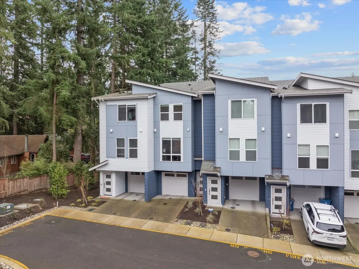 23413 Edmonds Wy #A2, Edmonds, WA 98026 - #1