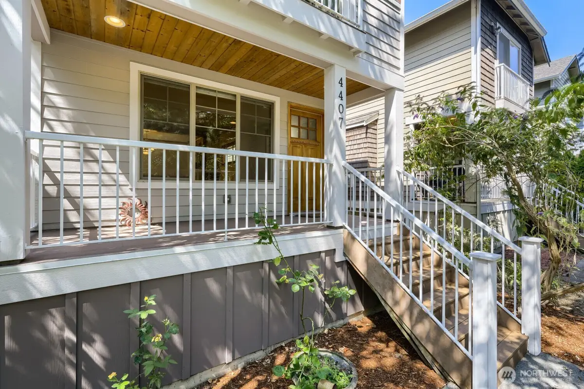 4407 40th Avenue Sw, Seattle, WA 98116 - #1