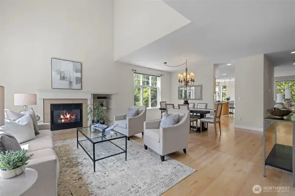 6748 161st Avenue Se #A, Bellevue, WA 98006