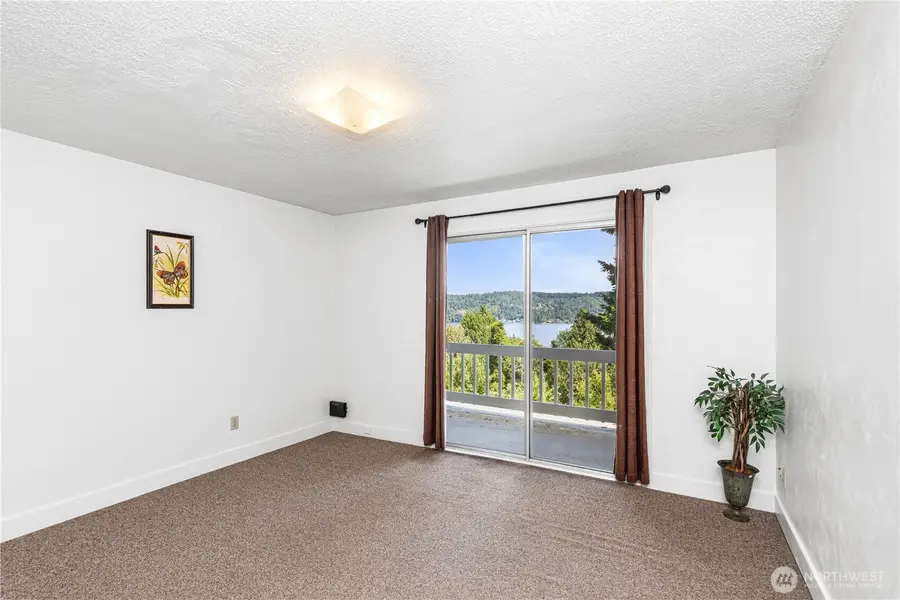 12340 Sand Point Way Ne, Seattle, WA 98125 - #3