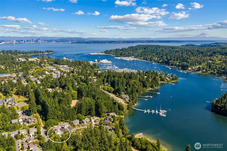 300 Bromley Place Nw, Bainbridge Island, WA 98110 - #3