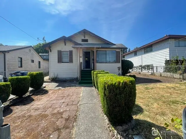 5517 33rd Avenue S, Seattle, WA 98118 - #1