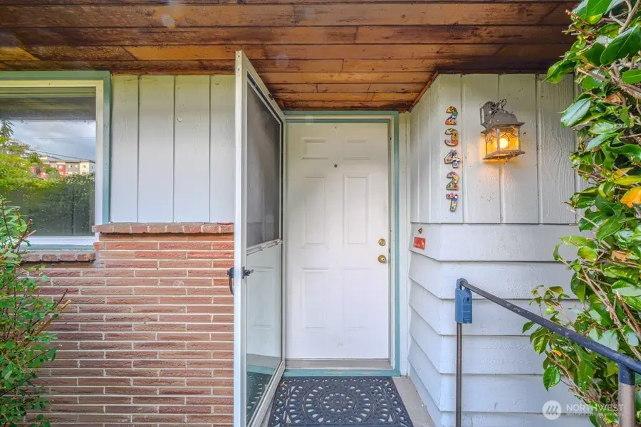 23427 28th Avenue S, Des Moines, WA 98198 - #3