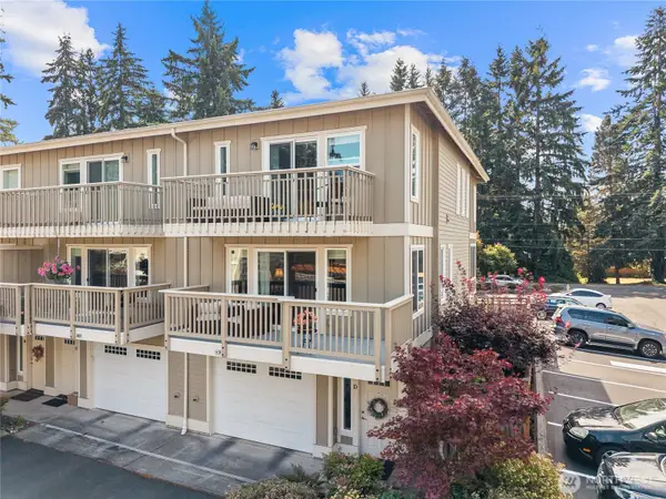 7803 218 Street Sw #D, Edmonds, WA 98026