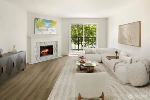 9255 Greenwood Avenue N #27, Seattle, WA 98103