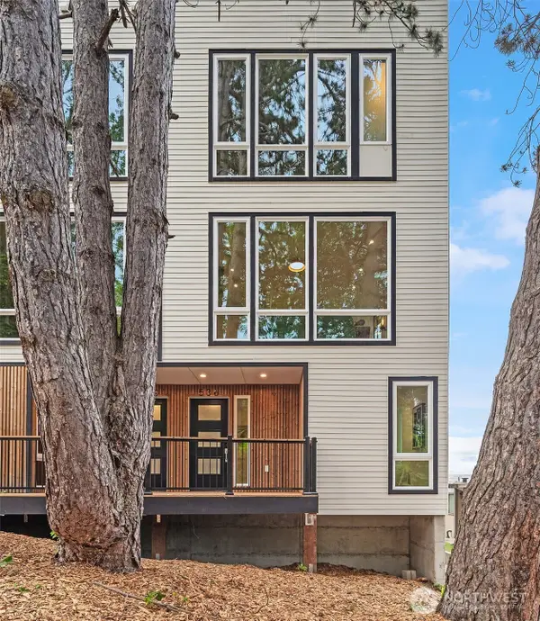 536 W Barrett Street, Seattle, WA 98109