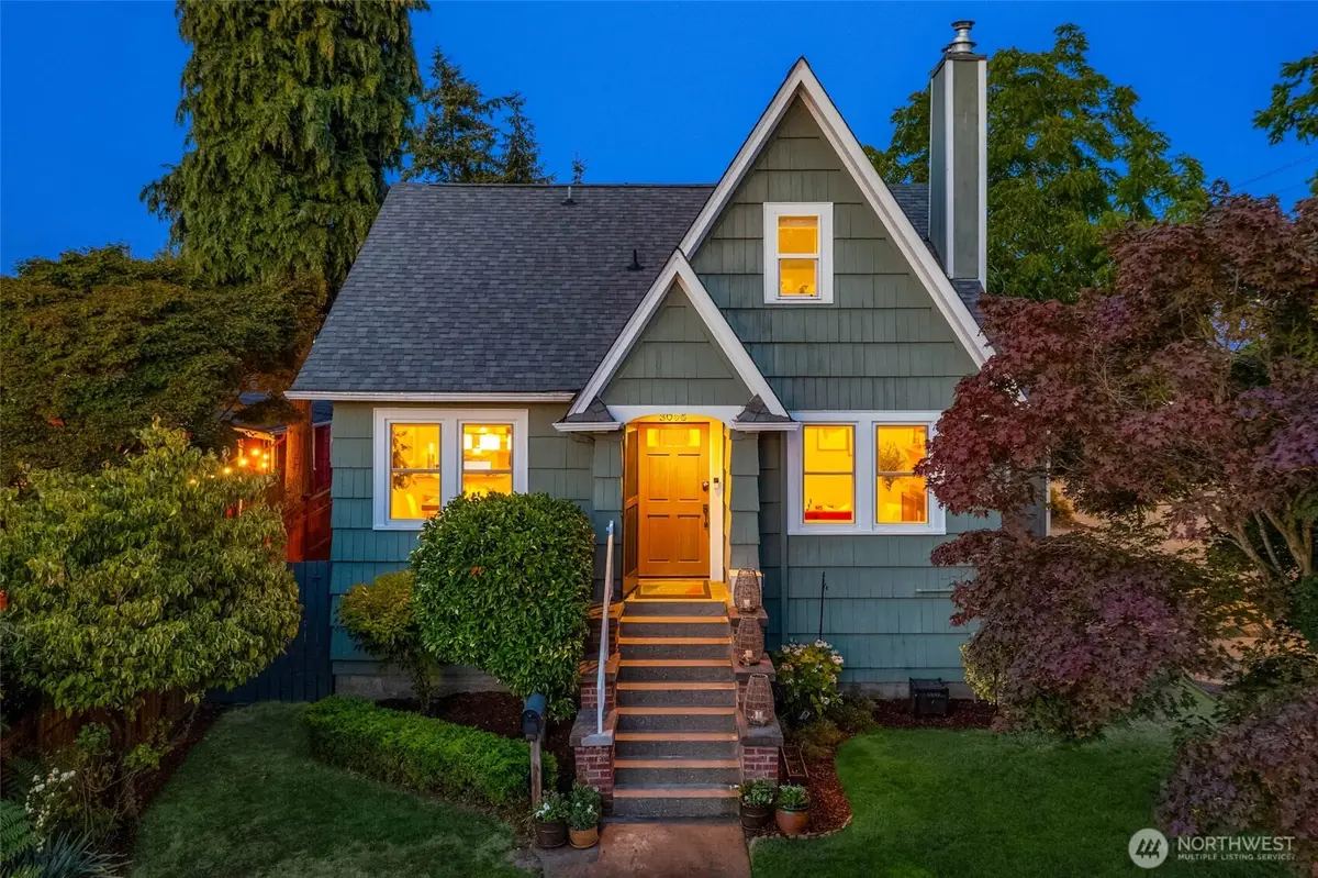 3058 38th Avenue Sw, Seattle, WA 98126 - #1