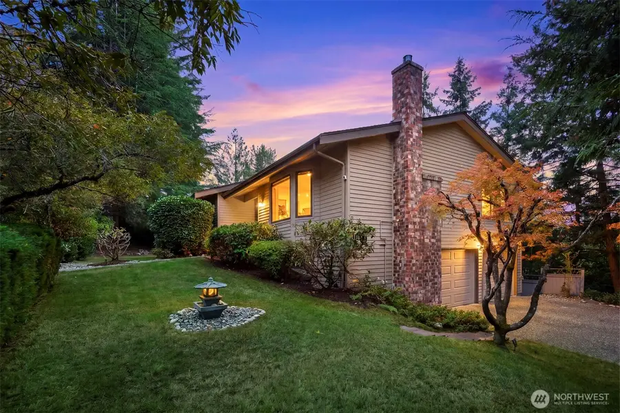 13233 SE 51st Place, Bellevue, WA 98006 - #2