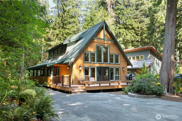 7073 Rainier Way, Glacier, WA 98244