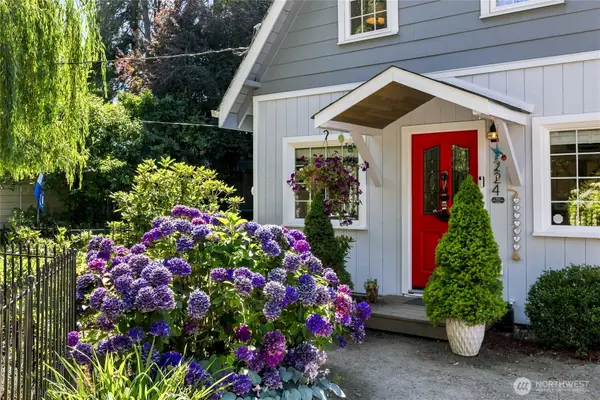 1224 West Avenue, Port Orchard, WA 98366
