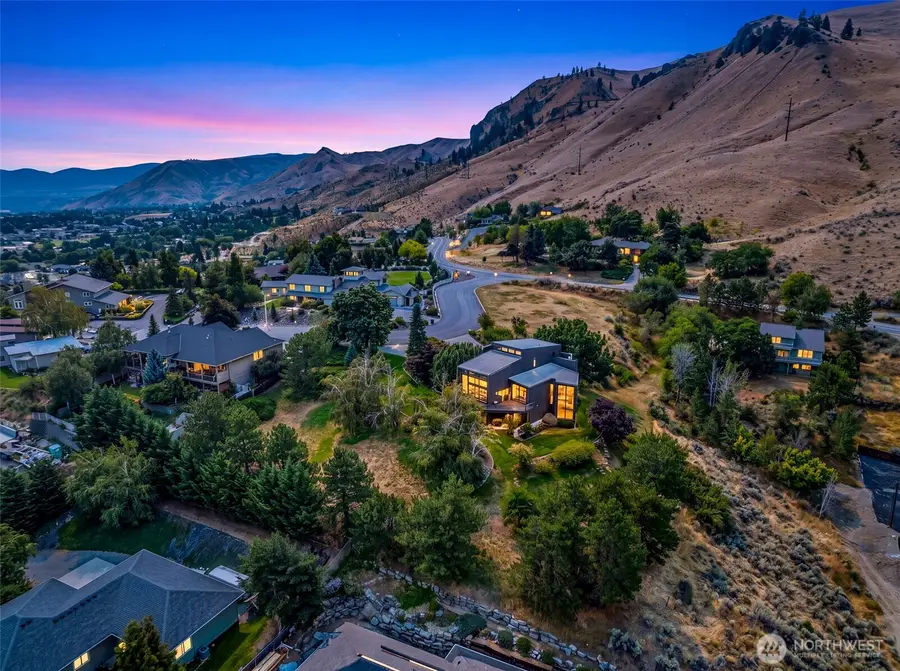 916 Skyline Place, Wenatchee, WA 98801 - #3