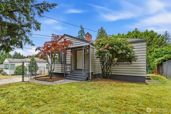 10713 15th Avenue Ne, Seattle, WA 98125